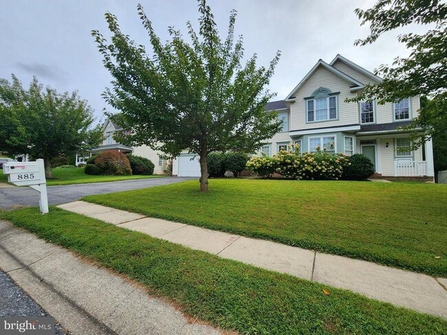 Primary Photo - 885 Caren Dr