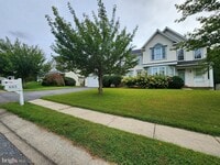 Building Photo - 885 Caren Dr