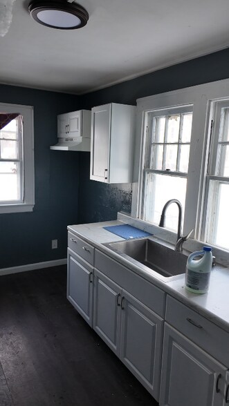 Building Photo - 44 Wabash St