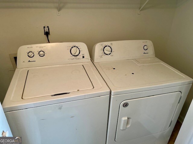 Building Photo - 4034 Robin Cir