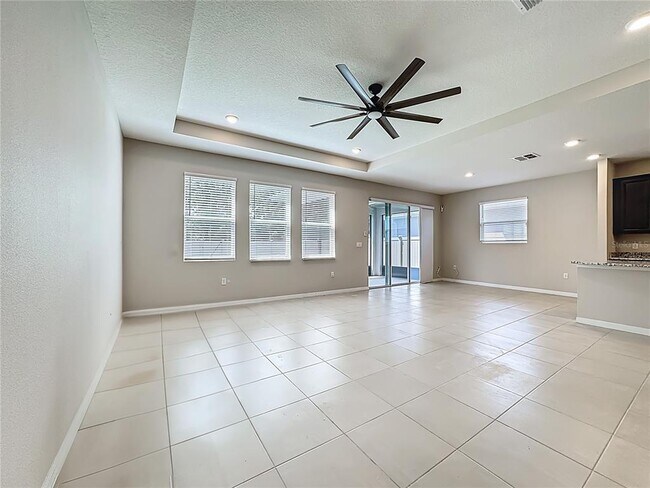 Building Photo - 13071 Brookside Moss Dr