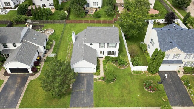 Building Photo - 10570 Wing Pointe Dr