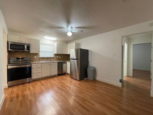 Building Photo - 2 Bedroom 1 Bath Home in Fort Worth
