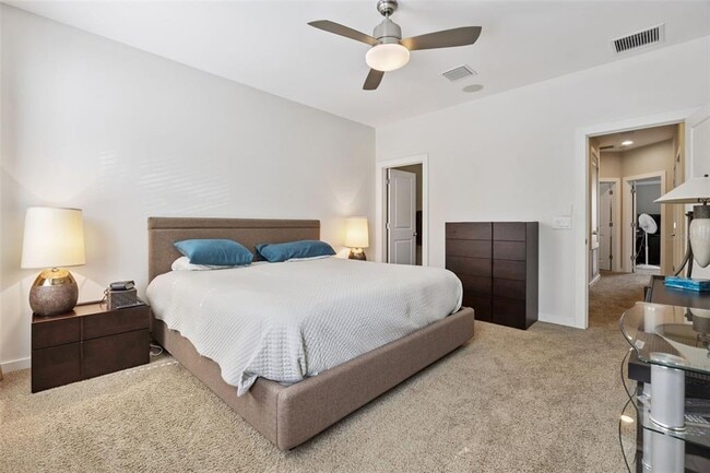 Building Photo - 7242 Serenity Bend