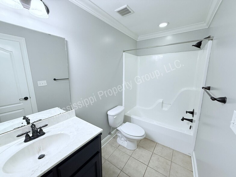 Building Photo - 131 Falls Grove Drive