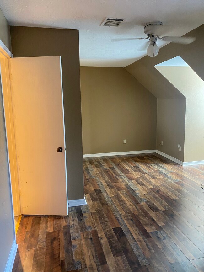 Building Photo - 1414 Highland Ave