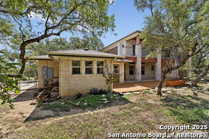 Building Photo - 807 Happy View
