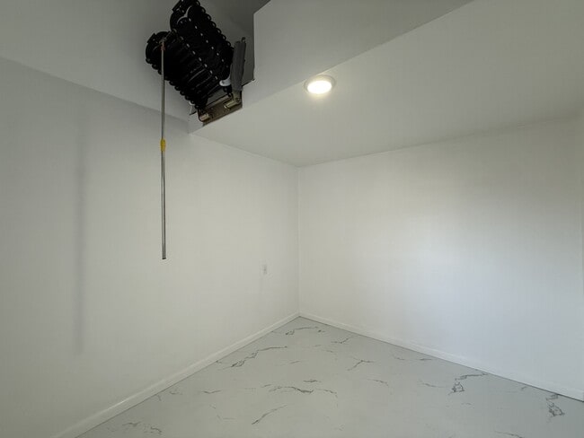 Building Photo - 3087 Thyme Pl