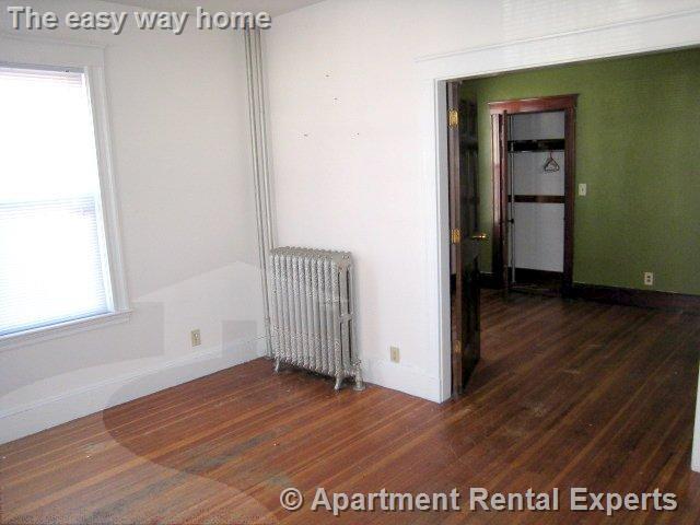 Building Photo - 428 Broadway