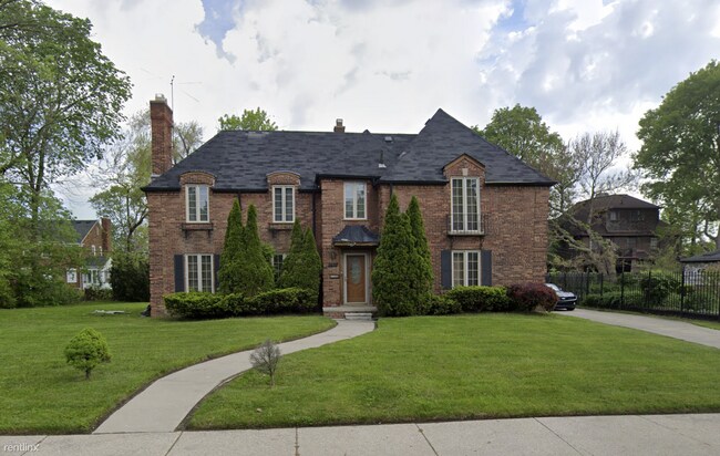 Primary Photo - 4 br, 2.5 bath House - 550 W Grixdale