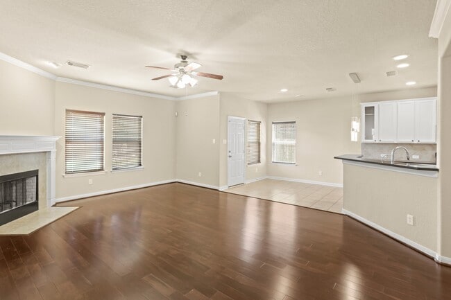 Building Photo - 6034 Preserve Ln