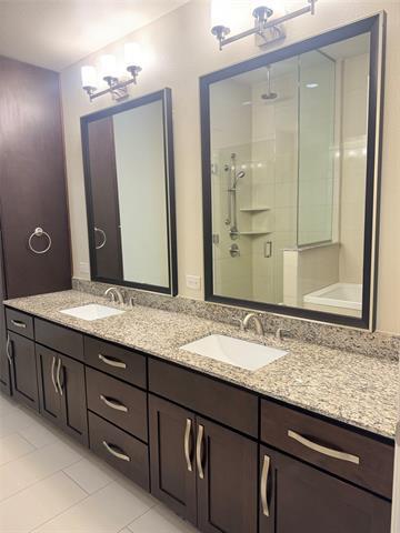 Building Photo - 4265 Bourbon St