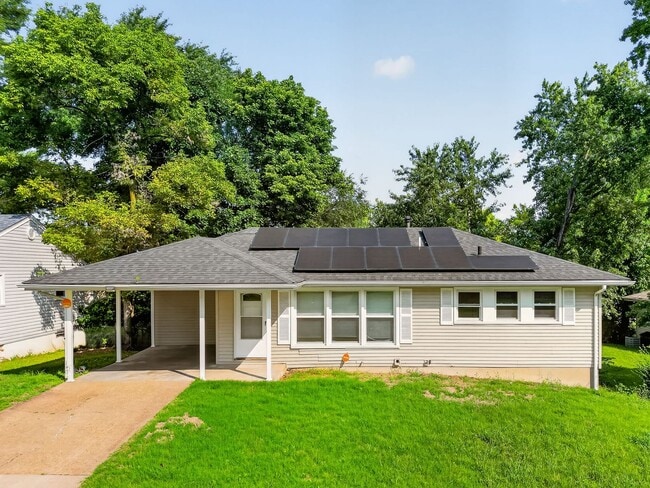 Building Photo - 2059 Wilbert Dr