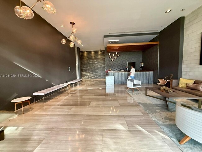 Building Photo - 3451 NE 1st Ave