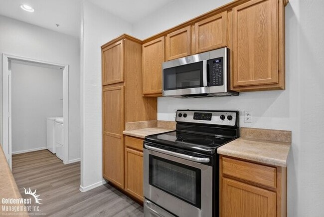 Building Photo - Beautiful 2Bdm 2Ba Condo with Community Pool in Glendale!