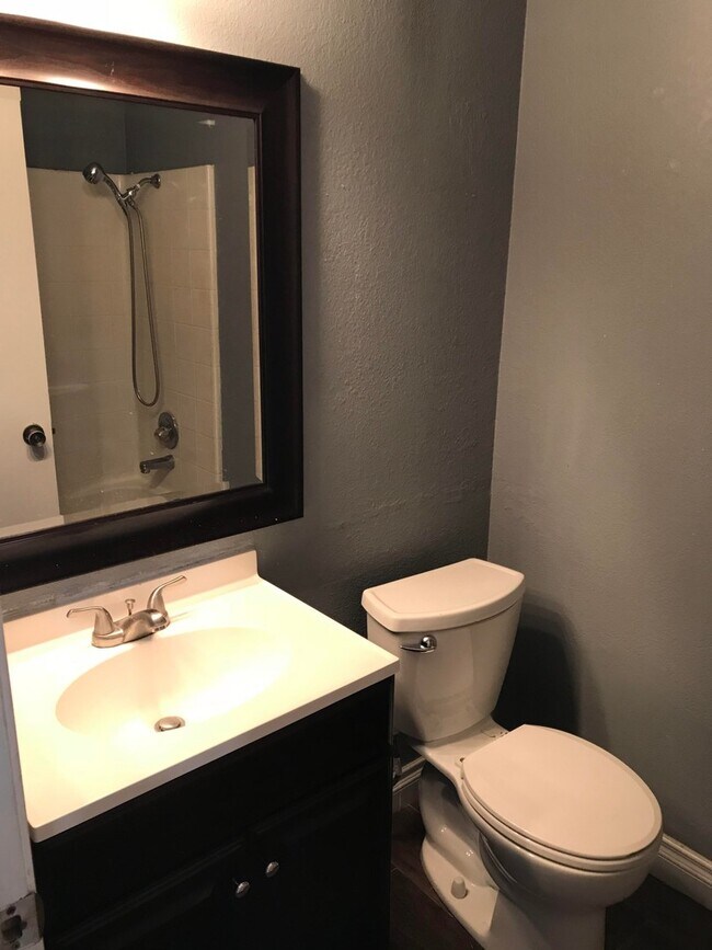 Building Photo - Beautiful 3 Bed 2 Bath Single Story In Perris