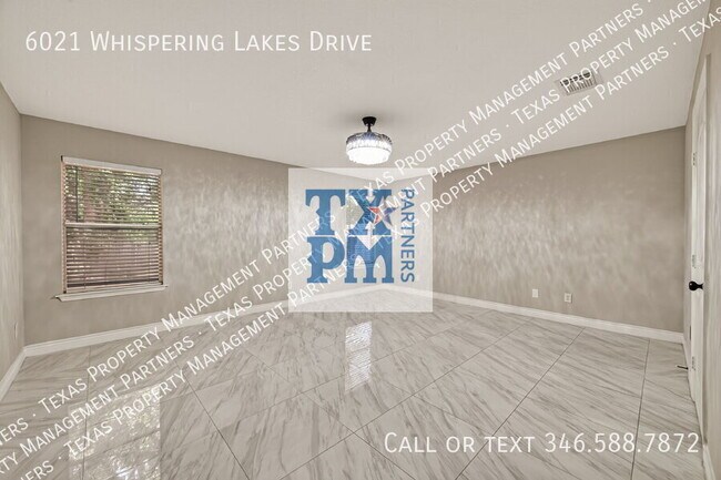 Building Photo - 6021 Whispering Lakes Dr