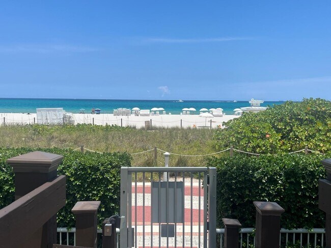 Building Photo - 3739 Collins Ave