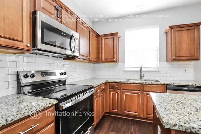 Building Photo - 1206 Bethpage Dr