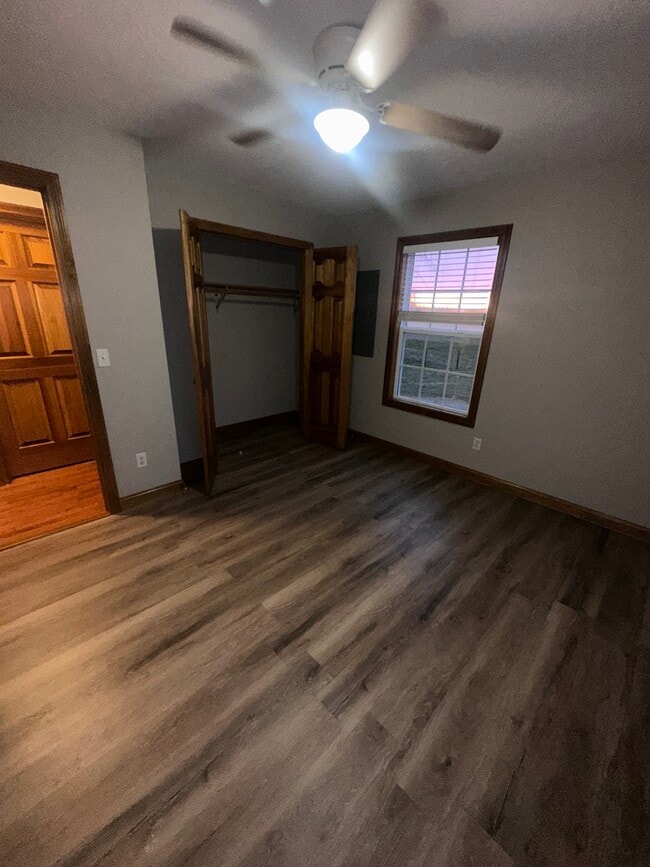 Building Photo - 1119 Kelly Rd