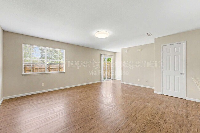 Building Photo - 3033 Mica St