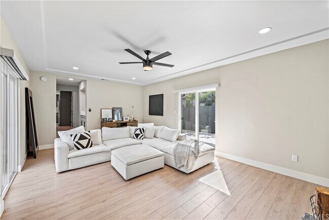 Building Photo - 5136 Alumni Pl