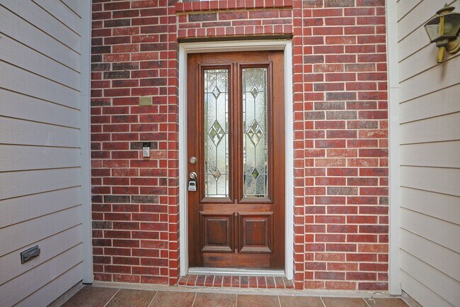 Building Photo - 10330 Sablebrook Ln