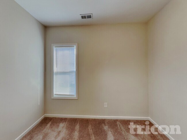 Building Photo - 232 Whetstone Dr