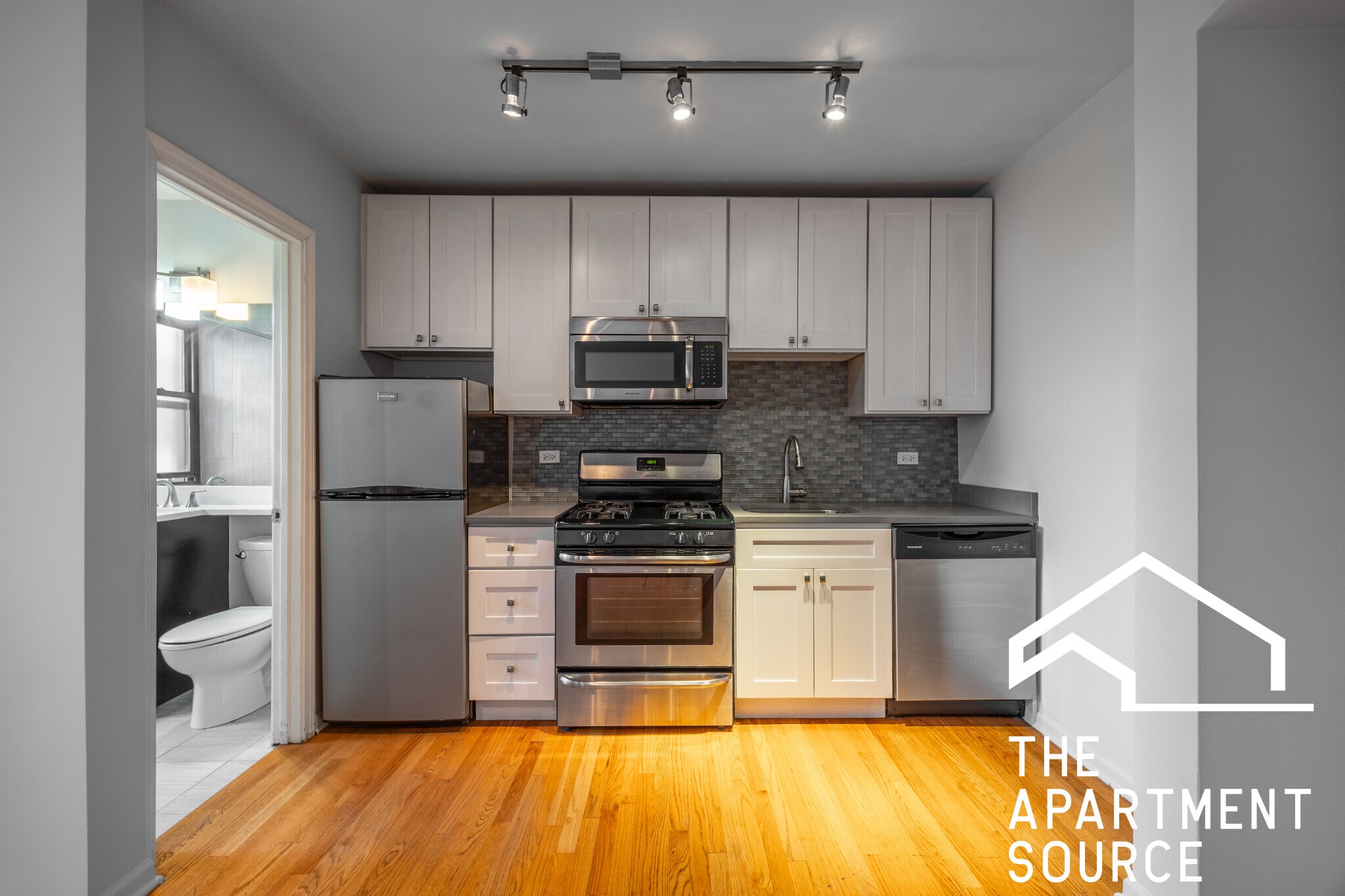 Building Photo - 2838 W Palmer St