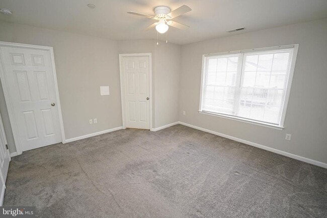 Building Photo - 2007 S Old Mill Dr