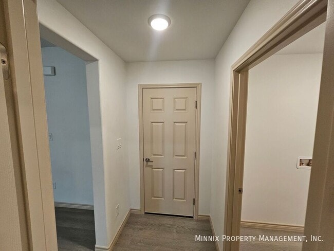 Building Photo - 1325 Bajada St