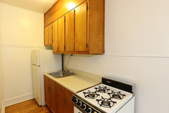 Building Photo - 4636 N Paulina St