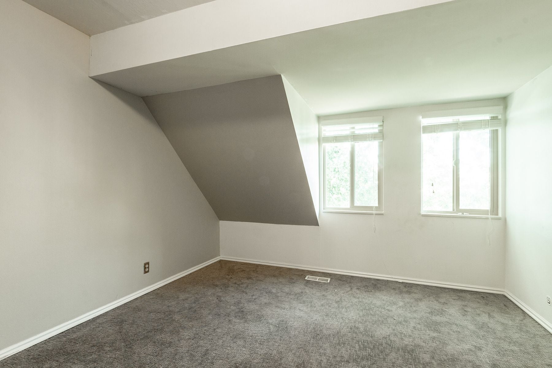 Building Photo - 88 W 50 S Unit C 12