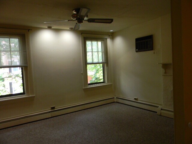Building Photo - 236 W Barnard St