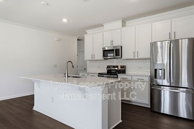 Building Photo - 767 Roy Adams Rd