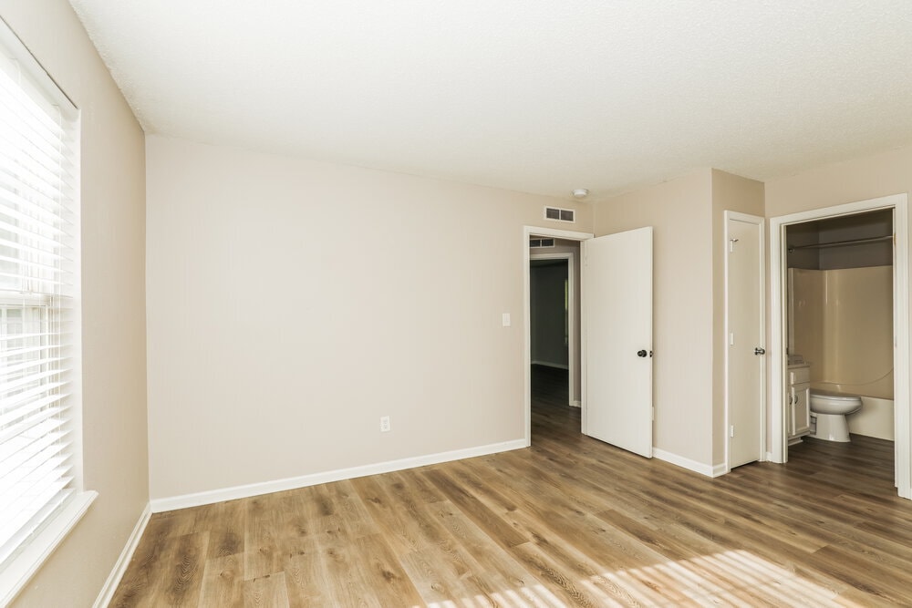 Building Photo - 4349 Village Trace Ct