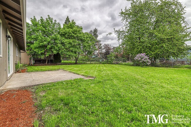 Building Photo - Fully Renovated 3 Bed 2 Bath Home in Mount...