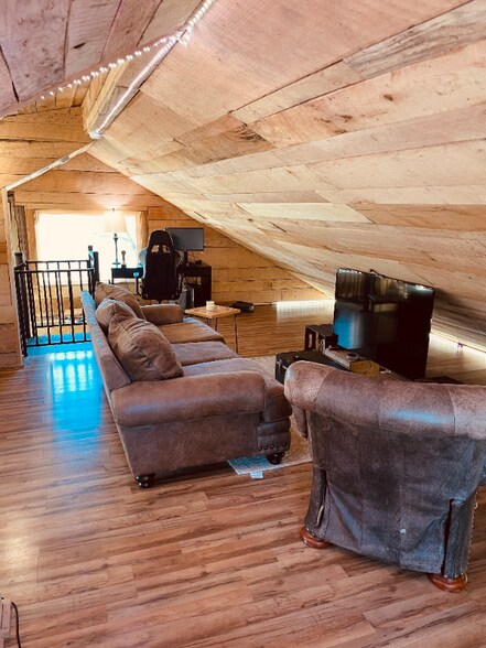 Building Photo - 38360 Hughesville Rd