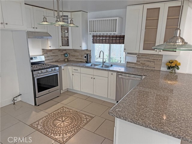 Building Photo - 621 E Pine St