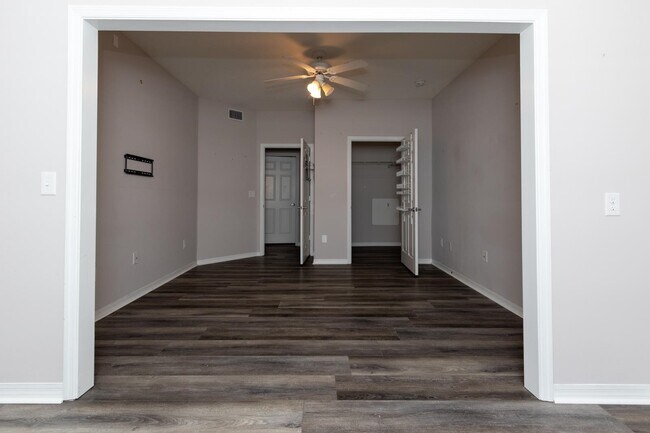Building Photo - 24100 Harbour Vista Cir