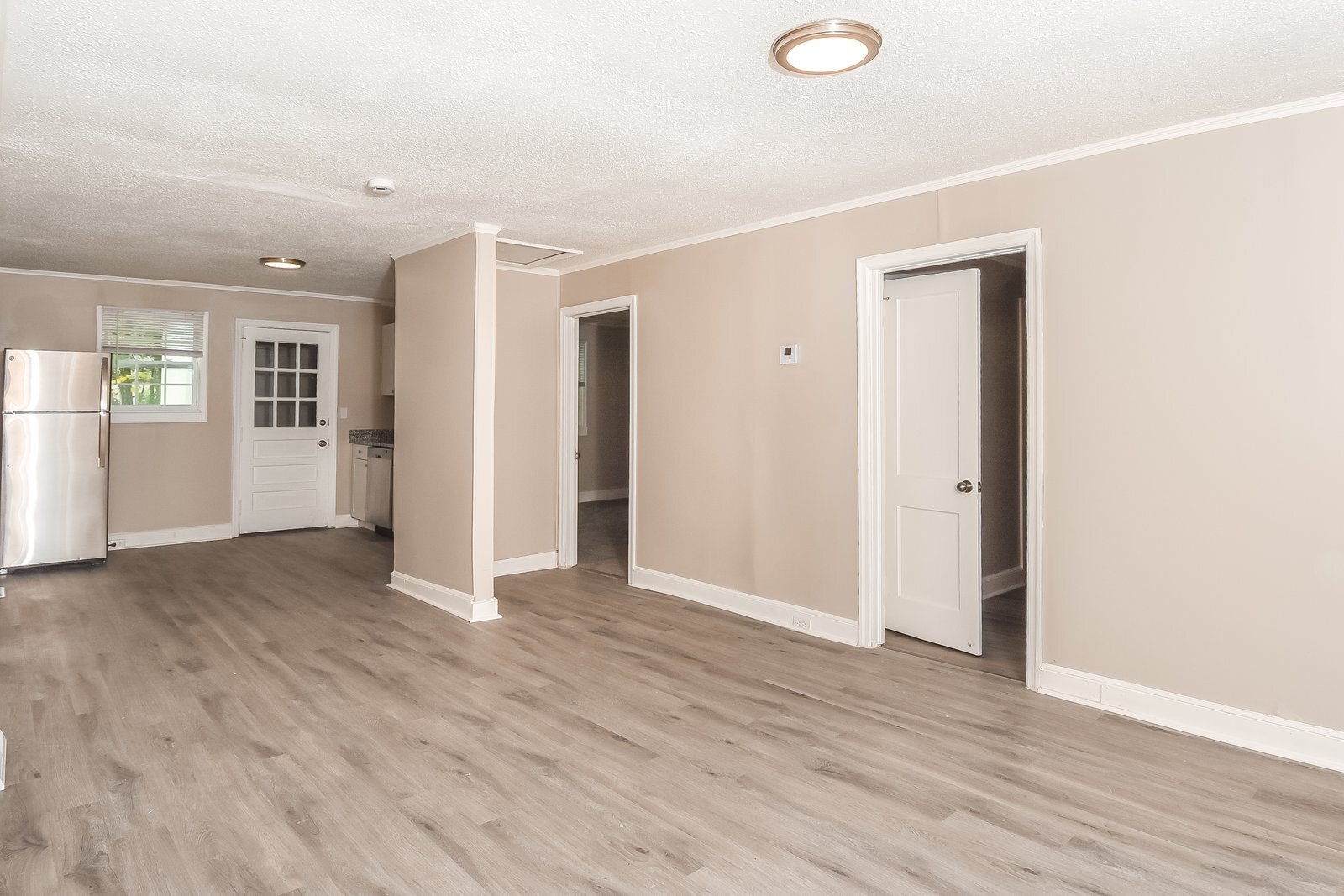 Building Photo - 205 Bowling Ave