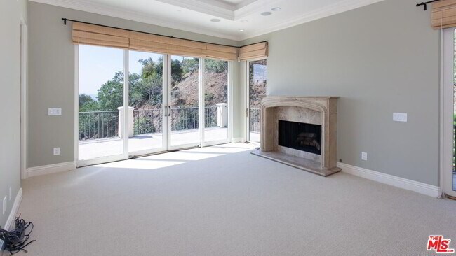 Building Photo - 1693 Marmont Ave