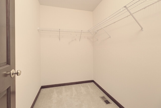 Building Photo - 23055 Ironwood Dr