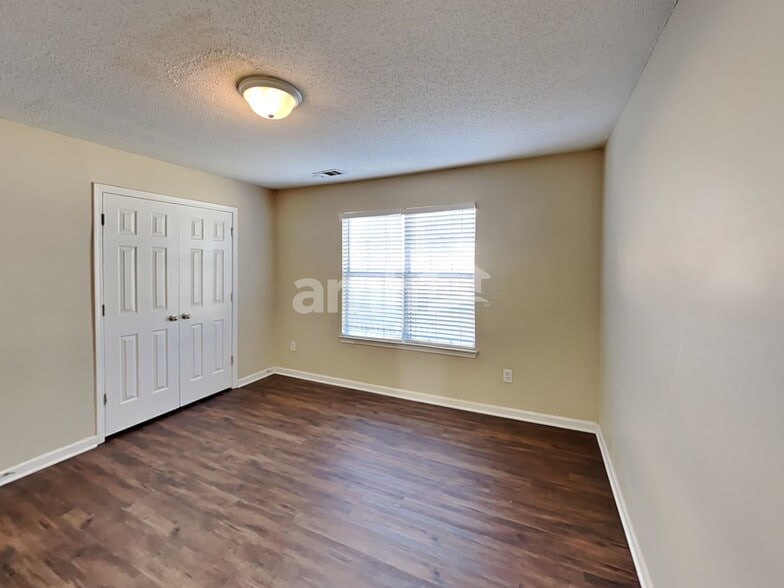 Building Photo - 4350 Bridle Point Pkwy