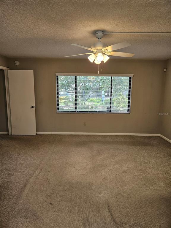 Building Photo - 7 Escondido Cir