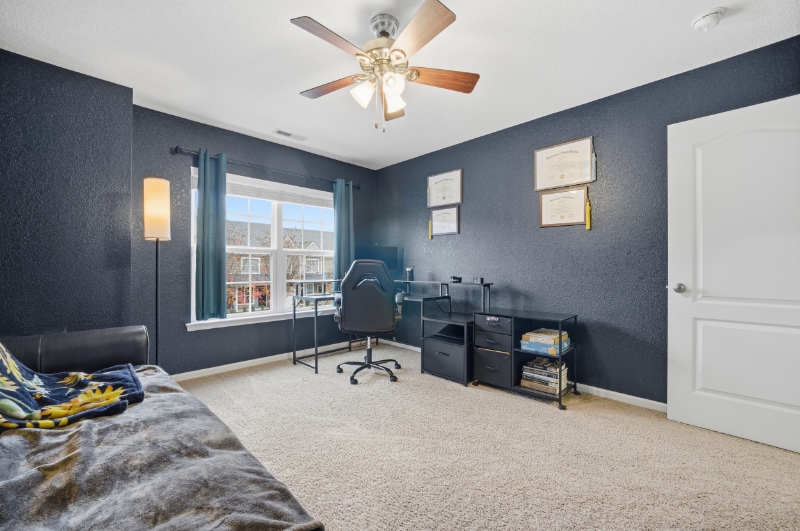 Building Photo - 5022 Breleigh Ln