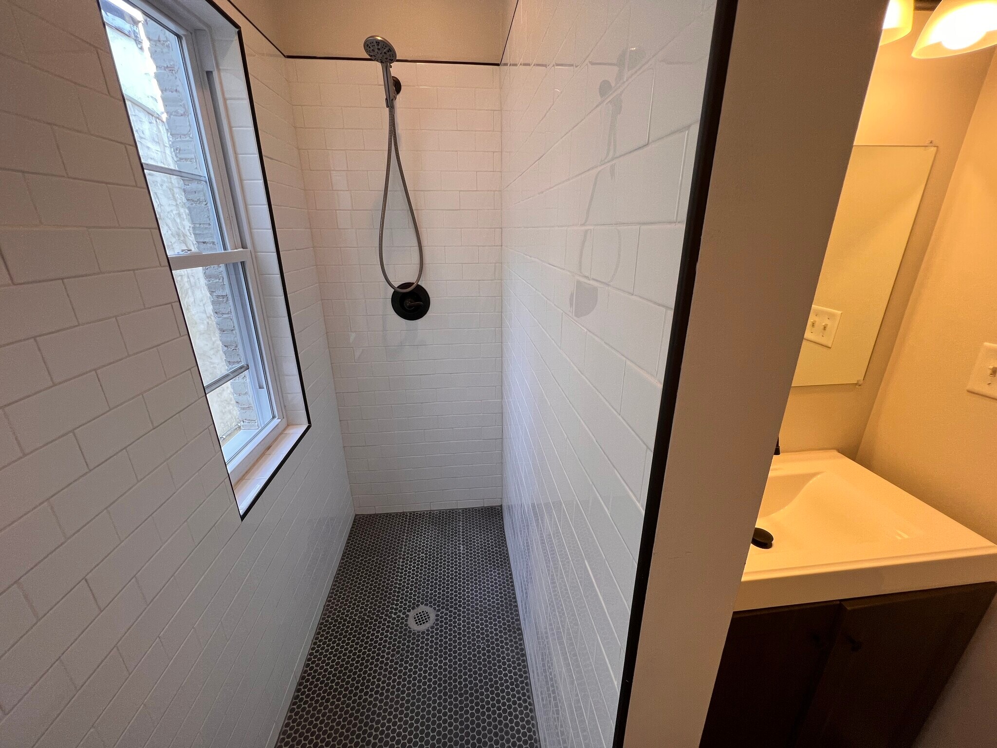 Bathroom - 4654 York Rd
