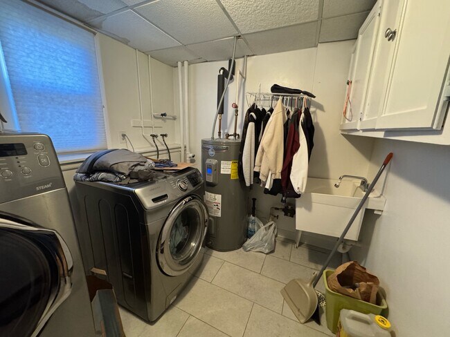 Building Photo - 9730 Pleasant Ave S