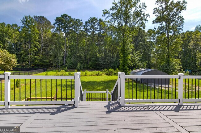Building Photo - 164 Goodman Dr