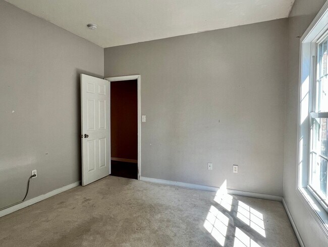Building Photo - 14448 Ashleyville Ln